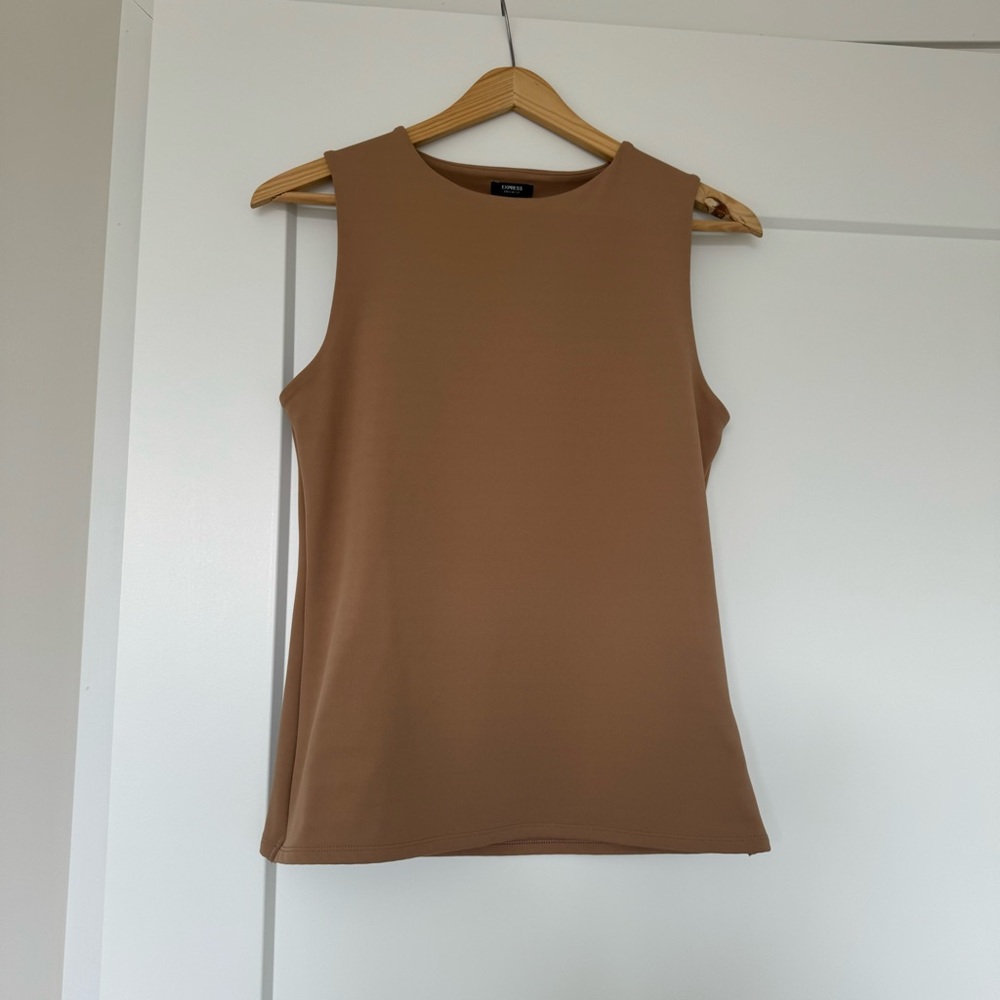 Express compression tank M